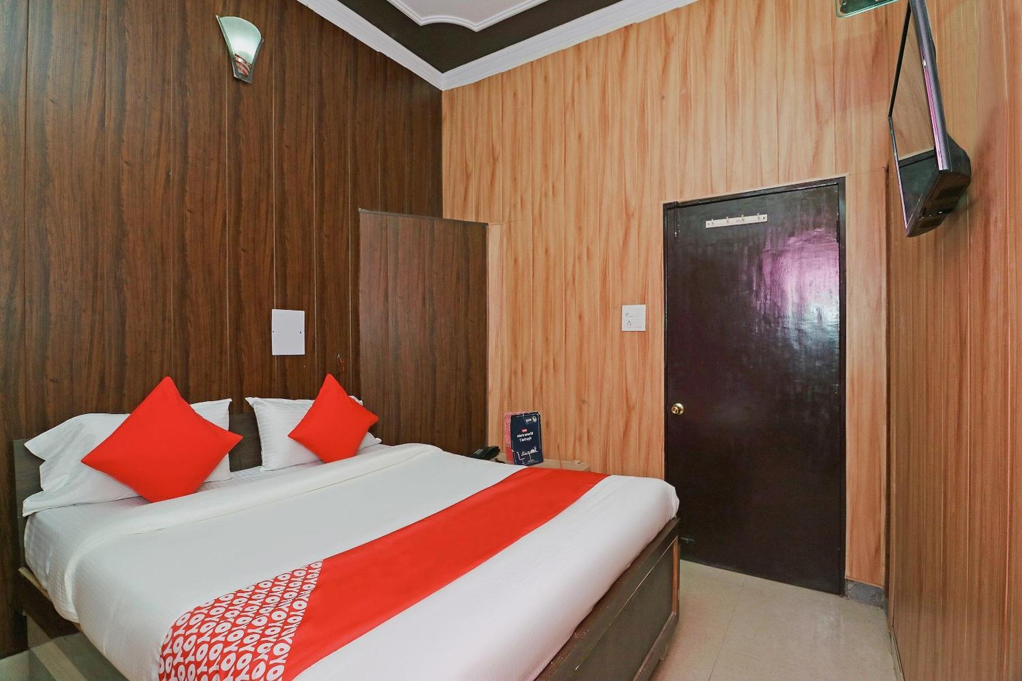 Hotel O Mahalaxmi Palace Dehradun Buitenkant foto